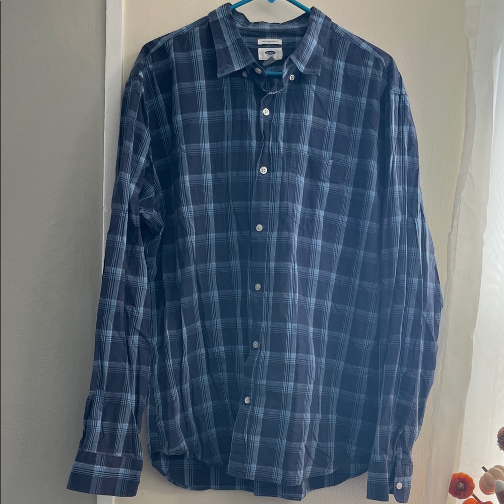 Old Navy Men's Navy Checkered Button Down Shirt